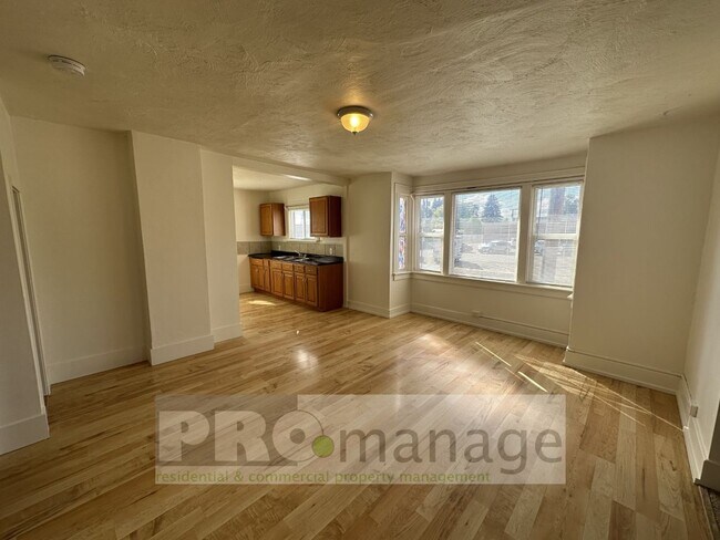 399 W 17th St in Idaho Falls, ID - Building Photo - Building Photo