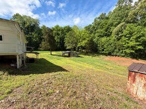 4685 Harmony Hwy in Hamptonville, NC - Building Photo - Building Photo