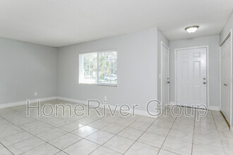 4805 Southold St in Orlando, FL - Building Photo - Building Photo