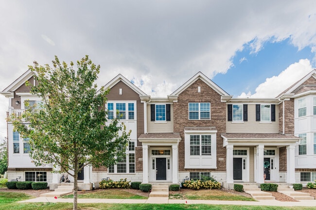 property at 4446 Monroe Ct