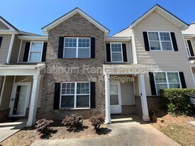 5517 Sable Way in Atlanta, GA - Building Photo