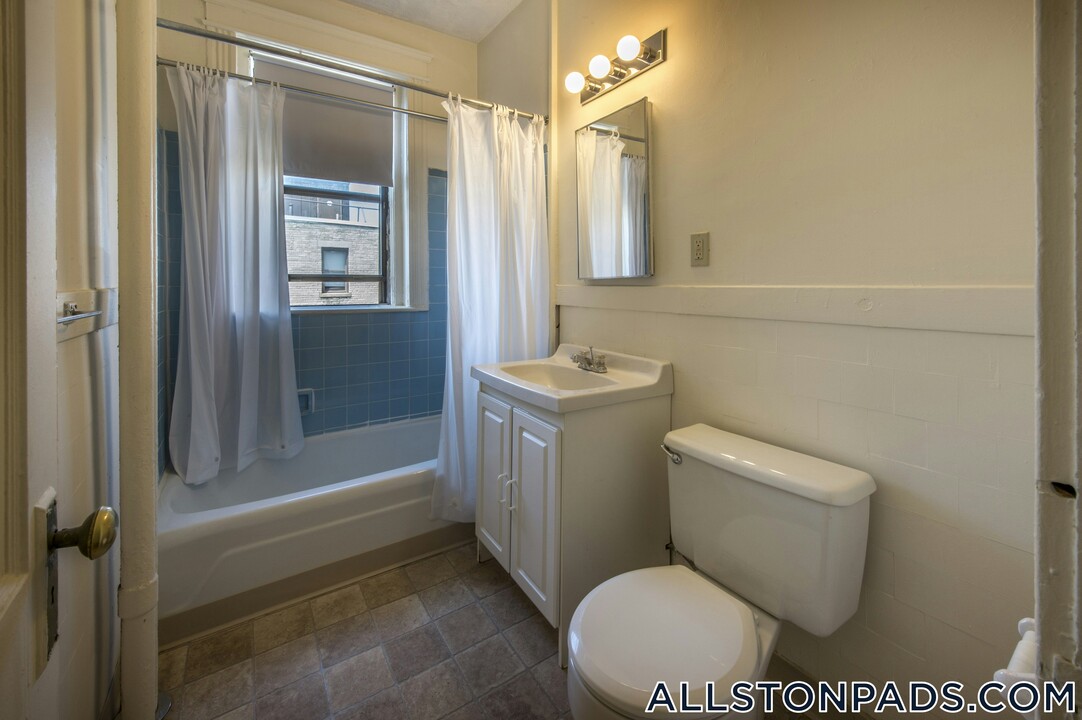 1148 Commonwealth Ave in Brookline, MA - Building Photo