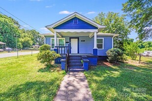 1101 Justice Ave in Charlotte, NC - Building Photo