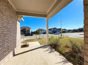 18104 Emu Ln in Manor, TX - Building Photo - Building Photo