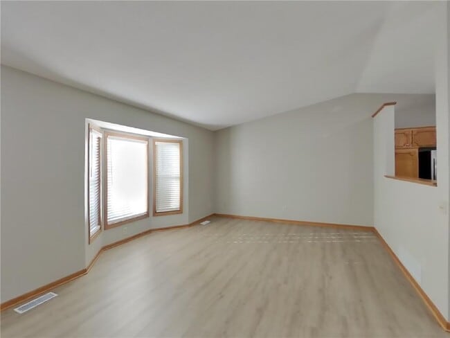 5273 Lannon Ave NE in Albertville, MN - Building Photo - Building Photo