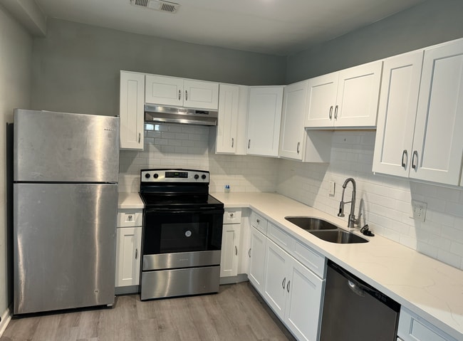 1203 S 15th St in Baton Rouge, LA - Building Photo - Building Photo