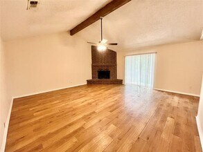 5701 Willow Elm Dr in Arlington, TX - Building Photo - Building Photo