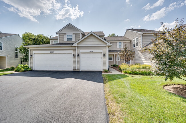 property at 2855 Vernal Ln