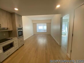 55 Brighton Ave, Unit 209 in Boston, MA - Building Photo - Building Photo