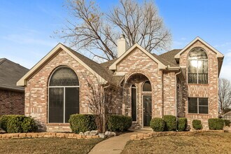 2840 Helen Ln in Mesquite, TX - Building Photo - Building Photo