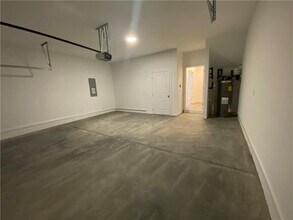 805 Green Sapling Trl in Suwanee, GA - Building Photo - Building Photo