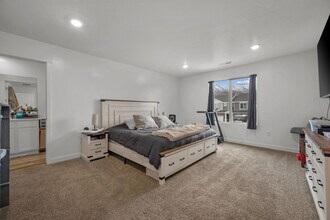 988 W Broadleaf Dr in Santaquin, UT - Building Photo - Building Photo