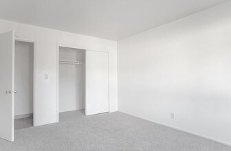 Southwood Place Apartments in Vacaville, CA - Building Photo - Building Photo