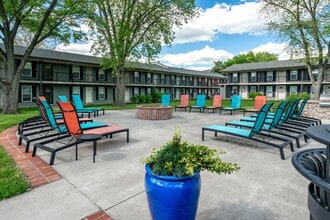 The Metropolitan in Louisville, KY - Building Photo - Building Photo