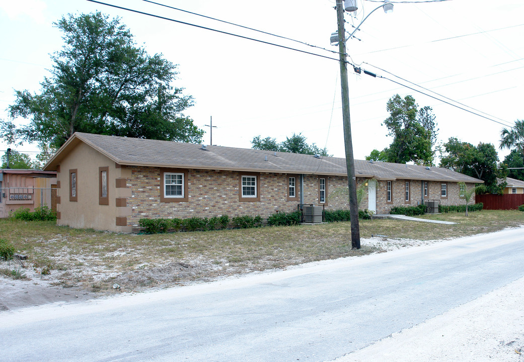 710 NW 14th Way in Fort Lauderdale, FL - Building Photo