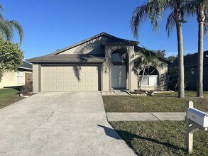 2483 Crestdale Cir SE in Atlanta, GA - Building Photo - Building Photo