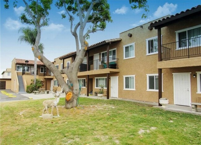 7862 2nd St in Stanton, CA - Building Photo - Building Photo