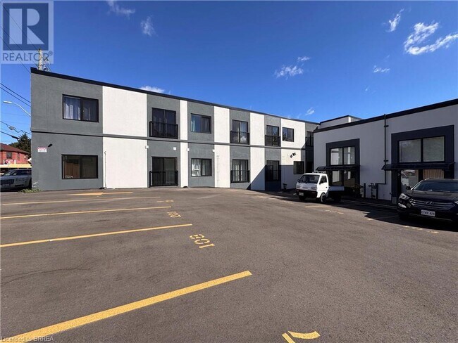 252 Catharine St N in Hamilton, ON - Building Photo - Building Photo