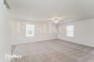 8421 Deerwood Rd in Charlotte, NC - Building Photo - Building Photo