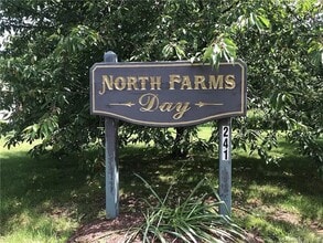 241 Branford Rd in North Branford, CT - Building Photo - Building Photo