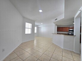 11501 NW 89th St in Doral, FL - Building Photo