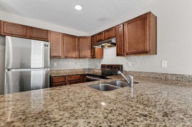 7608 Rain Forest Dr N in Jacksonville, FL - Building Photo - Building Photo