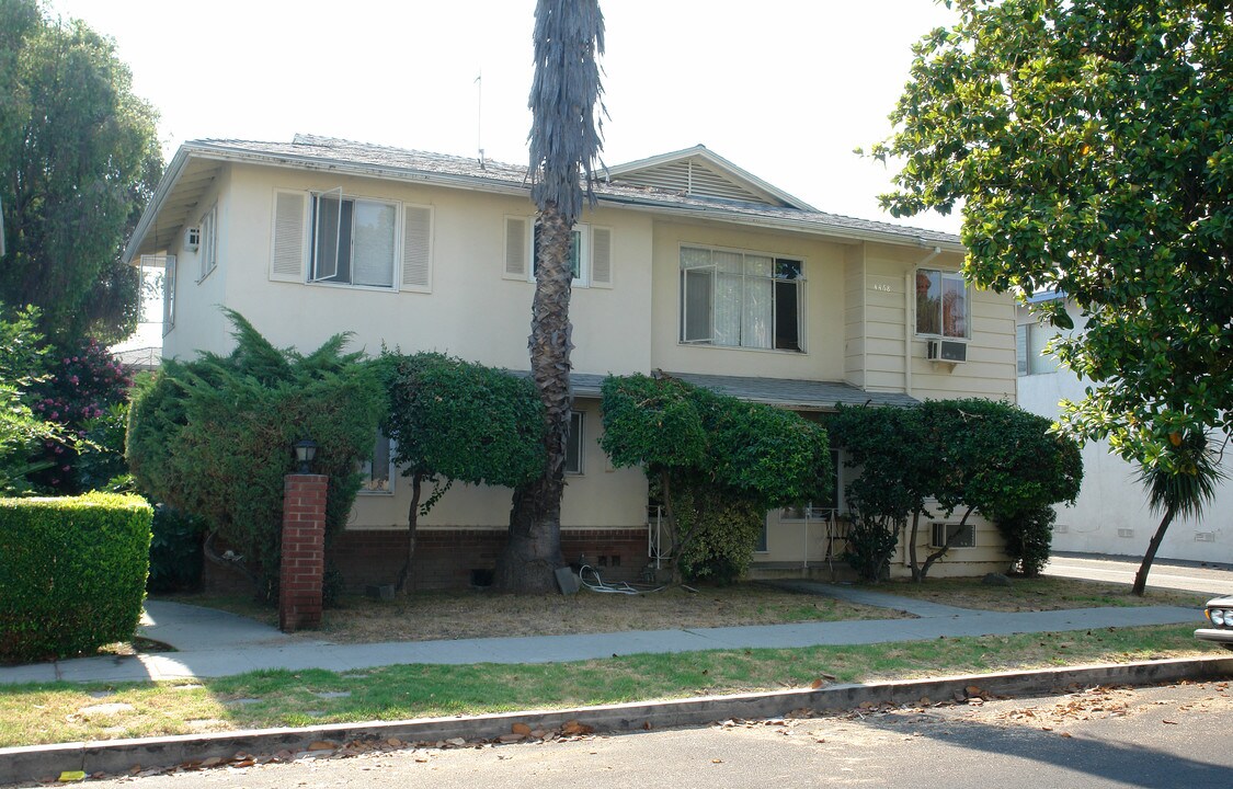 4468 Murietta Ave in Sherman Oaks, CA - Building Photo