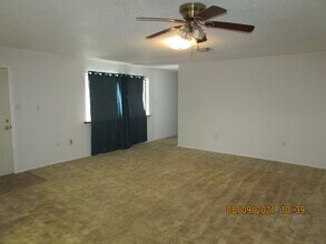1106 S Platinum Ave in Deming, NM - Building Photo - Building Photo