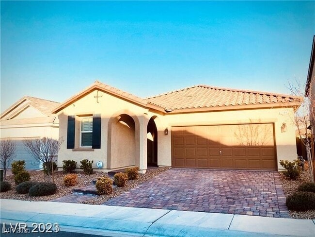 property at 2864 Tanager Hill St