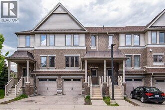 70 Willowrun Dr in Kitchener, ON - Building Photo - Building Photo