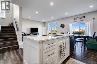 99 Eagle St in Leamington, ON - Building Photo - Building Photo