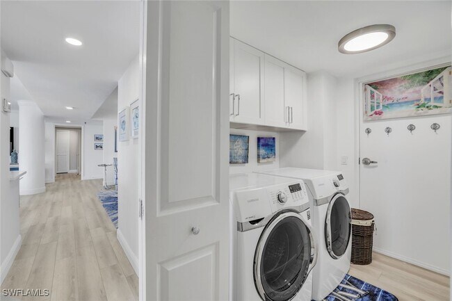 property at 4041 Gulf Shore Blvd N