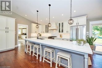 2129 Niagara River Pkwy in Fort Erie, ON - Building Photo - Building Photo