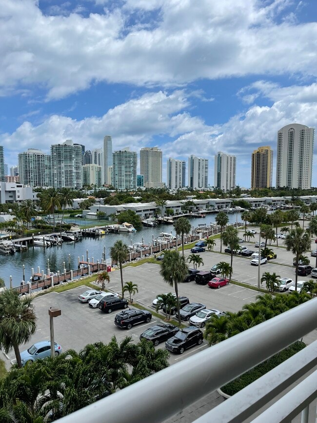 property at 400 Kings Point Dr