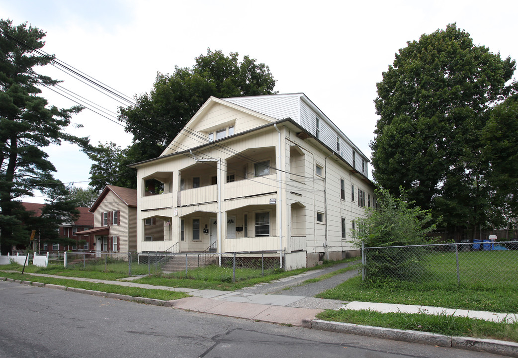 497 Edgewood St in Hartford, CT - Building Photo