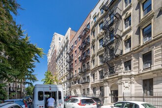 349 W 85th St in New York, NY - Building Photo - Building Photo