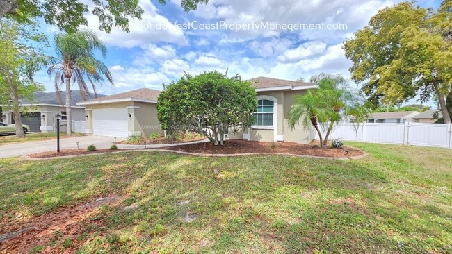 6004 61st St E in Palmetto, FL - Building Photo - Building Photo