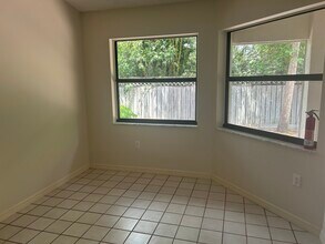 4137 Woodview Dr in Sarasota, FL - Building Photo - Building Photo