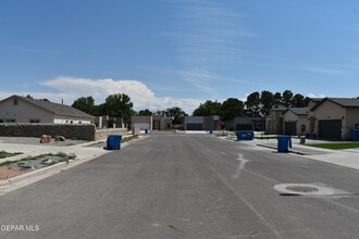 11968 Medalla St in Socorro, TX - Building Photo - Building Photo