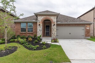 1314 Elizabeth St in Anna, TX - Building Photo