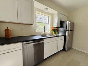 766 Bates Ave SW in Winter Haven, FL - Building Photo - Building Photo