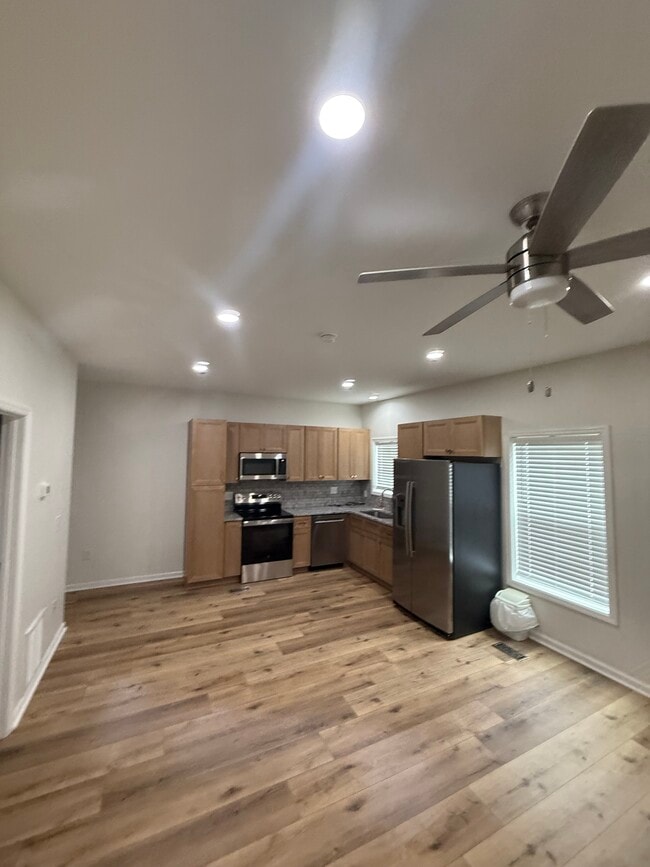 3416 Dewitt Rd, Unit B - Rear 1 Bed Unit