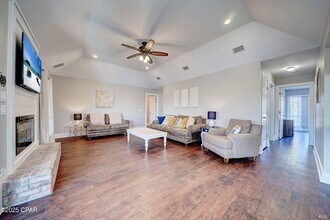 1410 Maryland Ave in Lynn Haven, FL - Building Photo - Building Photo