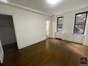 EAST 46 STREET in New York, NY - Building Photo - Building Photo