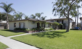 2114 W Juno Ave in Anaheim, CA - Building Photo