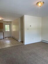 696 South St in Highland, NY - Building Photo - Building Photo