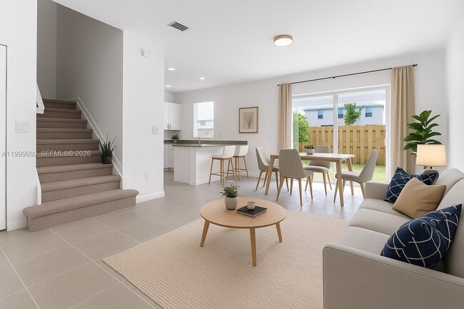 2661 SE 28th St in Homestead, FL - Building Photo - Building Photo