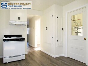 524 N School St in Ukiah, CA - Building Photo - Building Photo