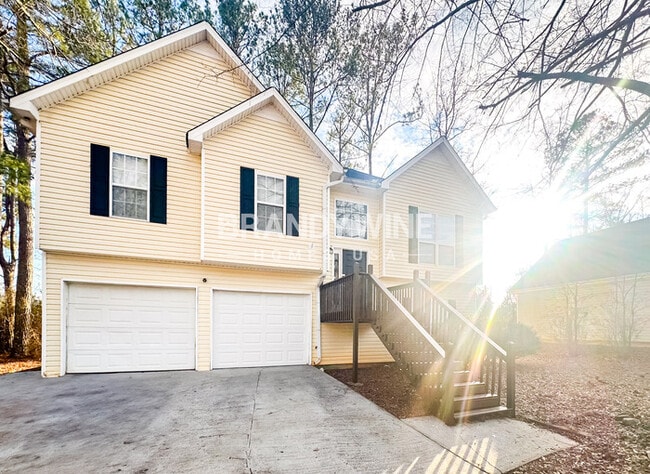 425 Hannah Dr, Unit 512 in Temple, GA - Foto de edificio - Building Photo