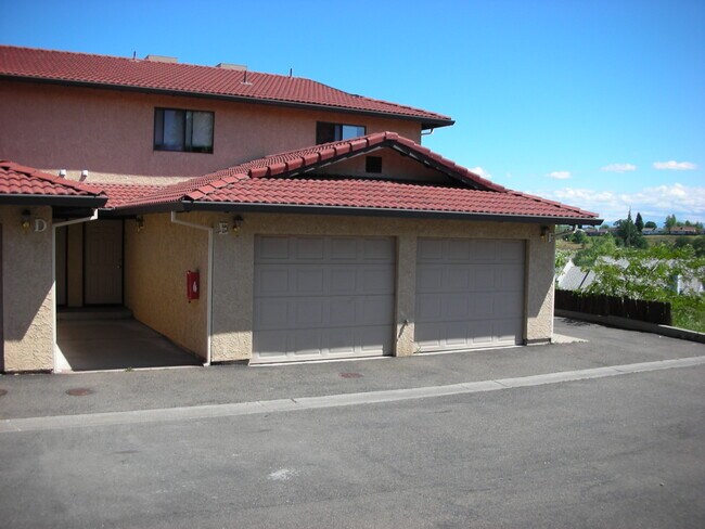 property at 830 Mission Sierra Ct